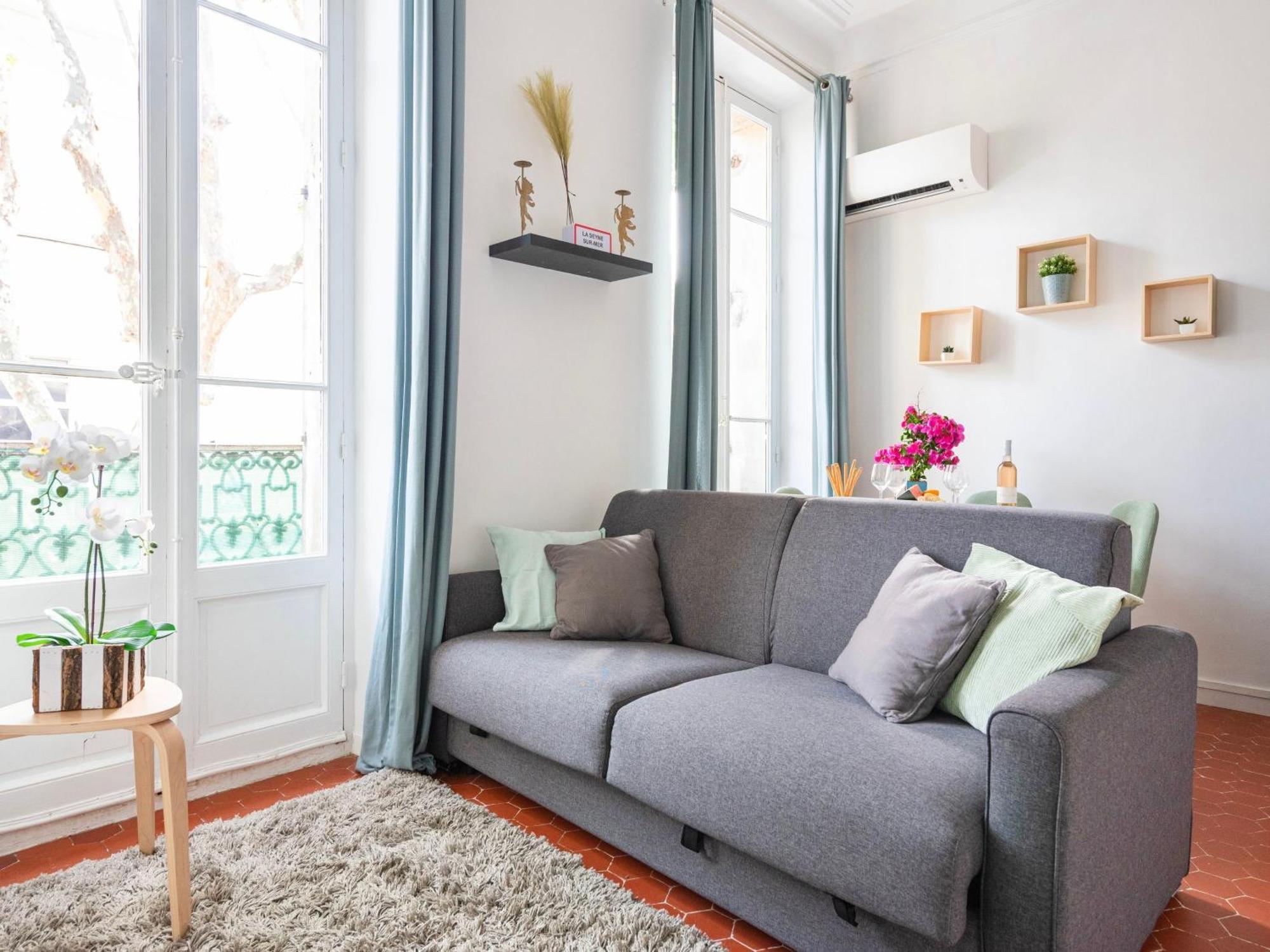 !! OFFRE !! CENTRE VILLE 2 à 6 pers TOUT CONFORT La Seyne-sur-Mer Esterno foto